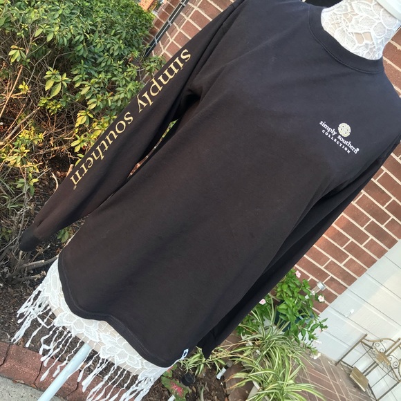 Simply Southern t-shirt - Picture 2 of 7